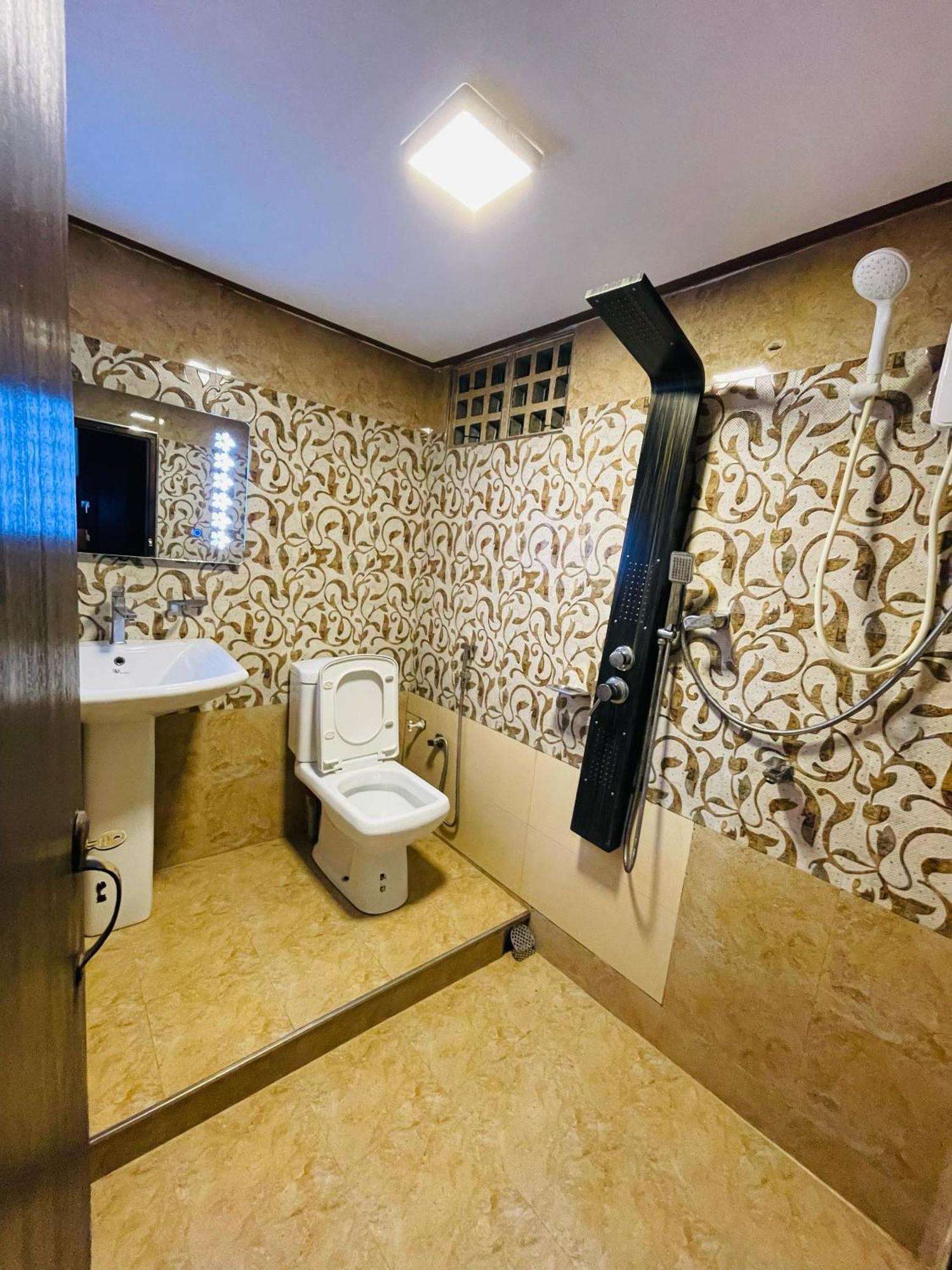 BW Residence Kalmunai エクステリア 写真